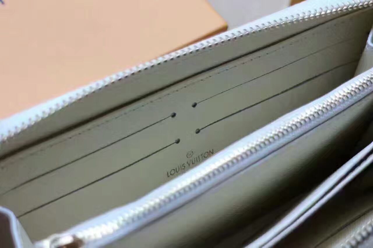 LV Zippy wallet M60017C