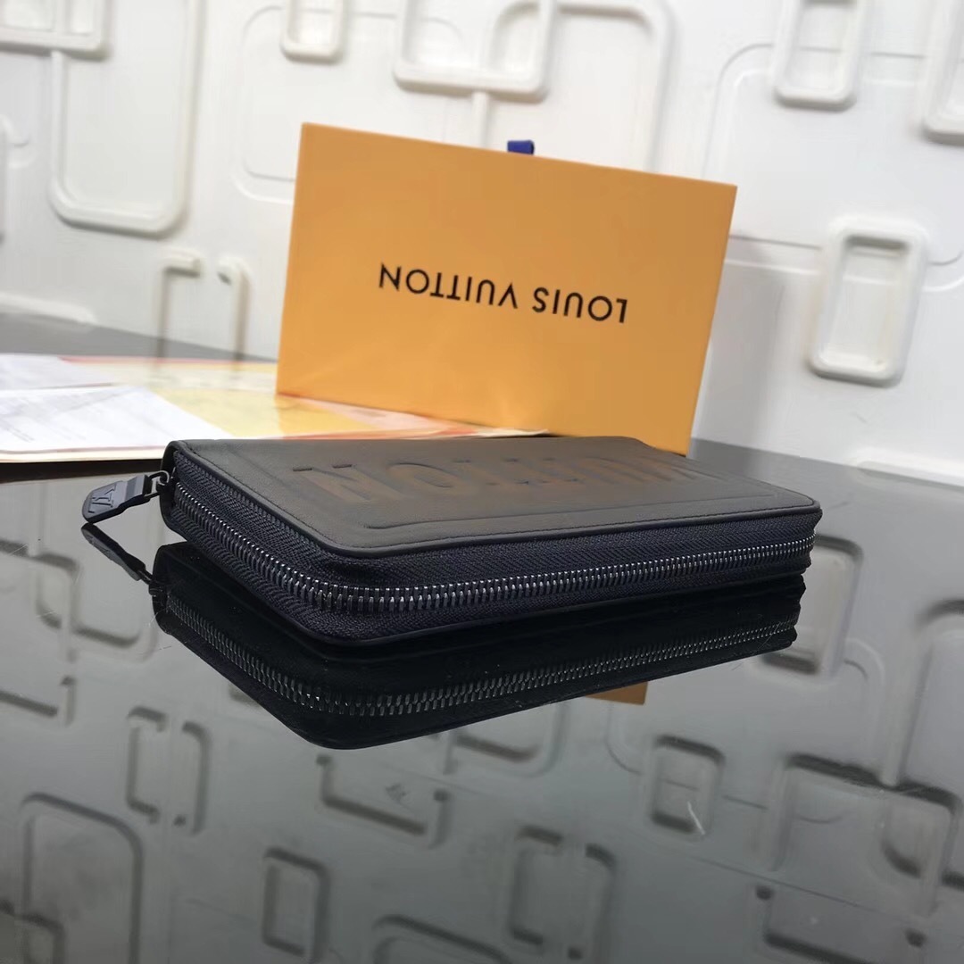 LV Zippy wallet M60017NP