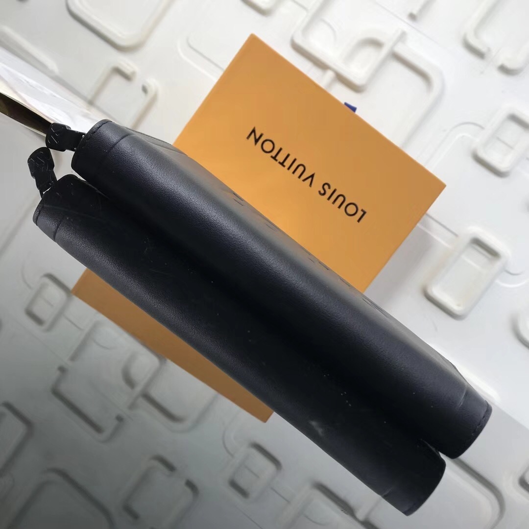 LV Zippy wallet M60017NP