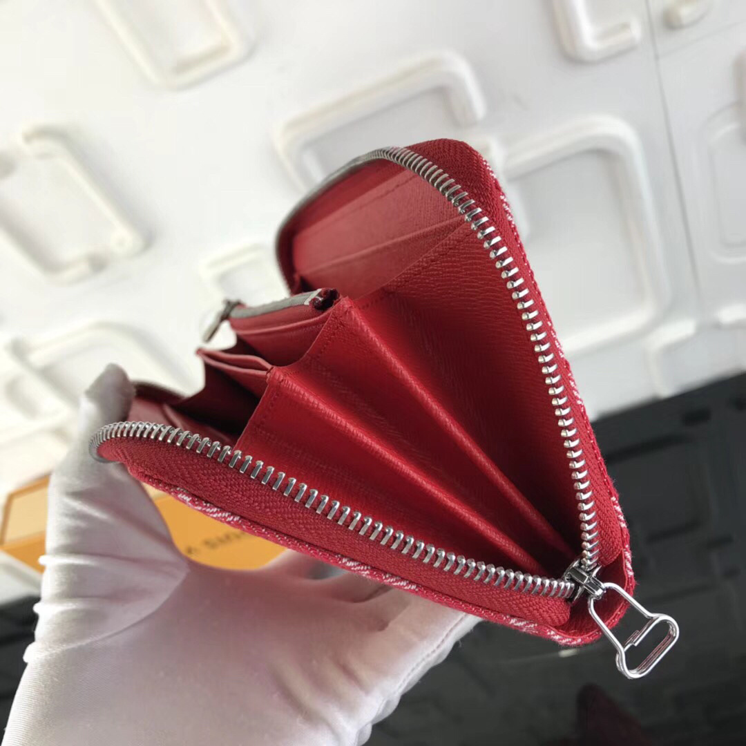 LV ZIPPY wallet M60017NZ