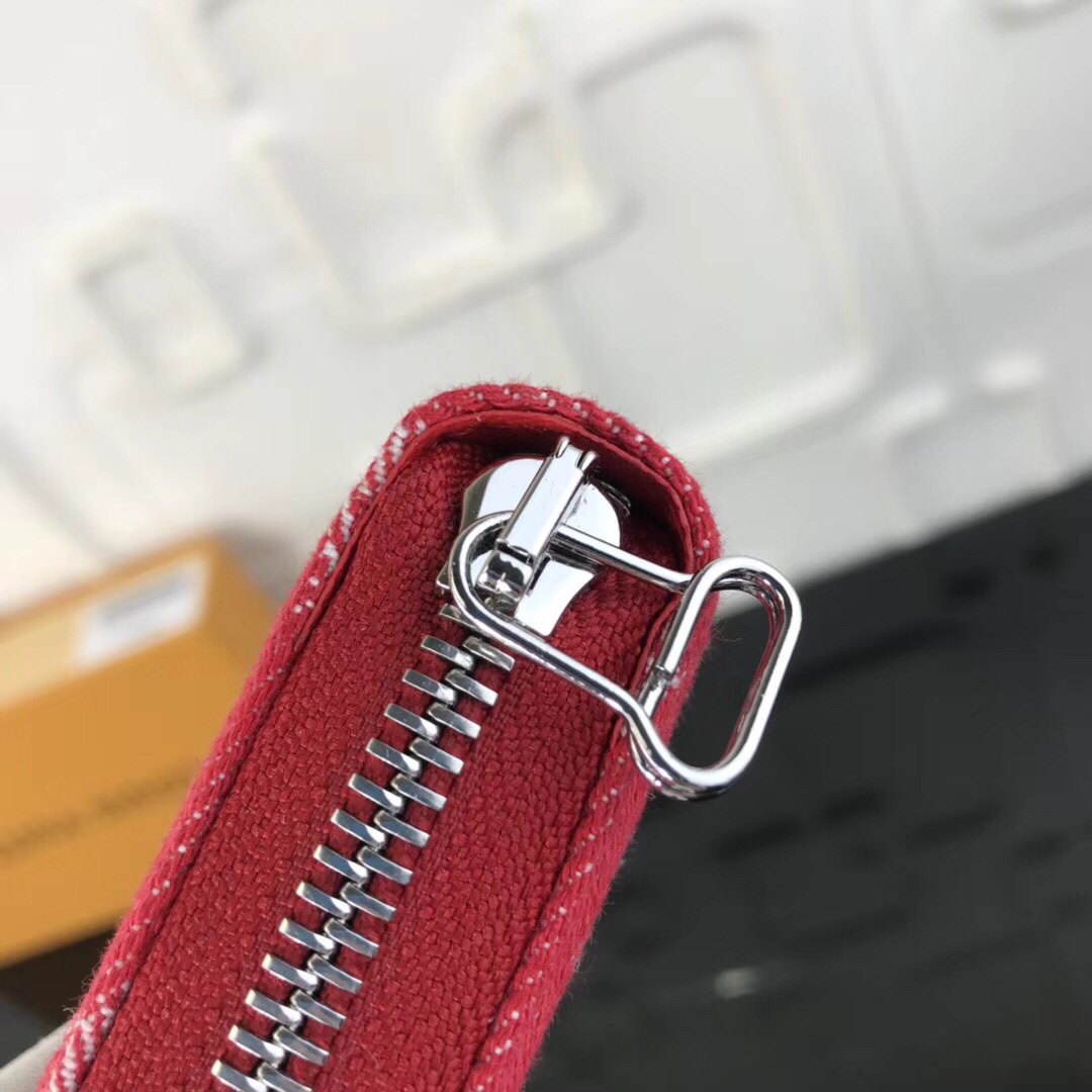 LV ZIPPY wallet M60017NZ