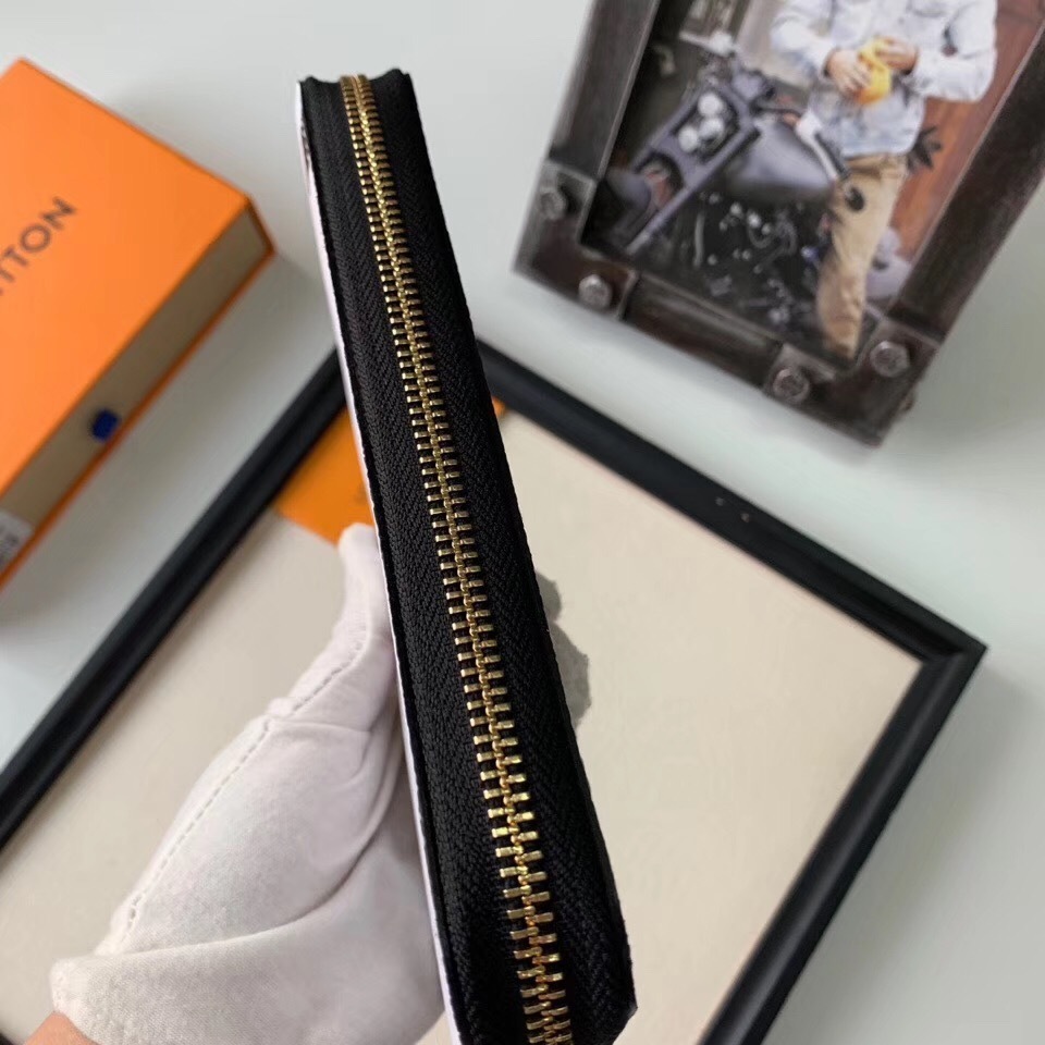 LV ZIPPY wallet M60017XD