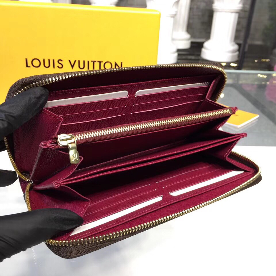 LV Zippy wallet M60017XH