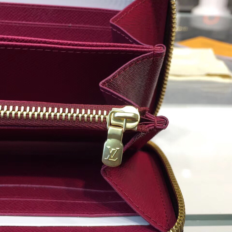 LV Zippy wallet M60017XH