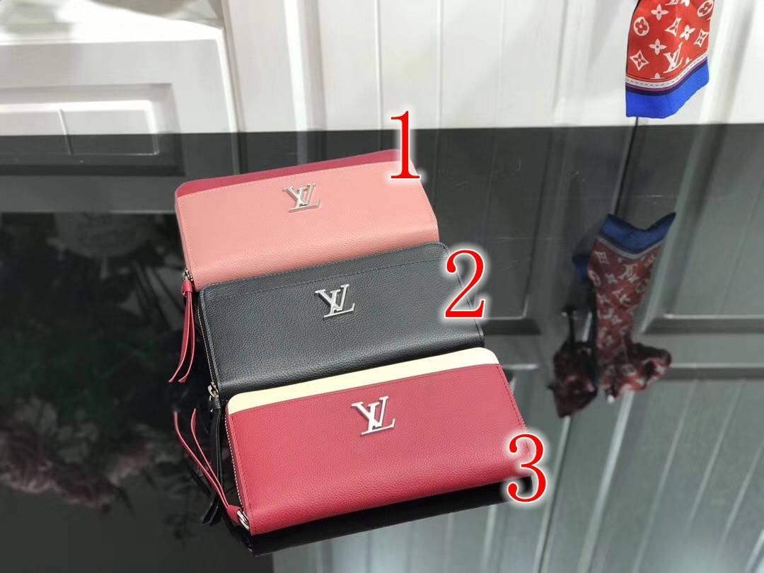 LV ZIPPY wallet M62949