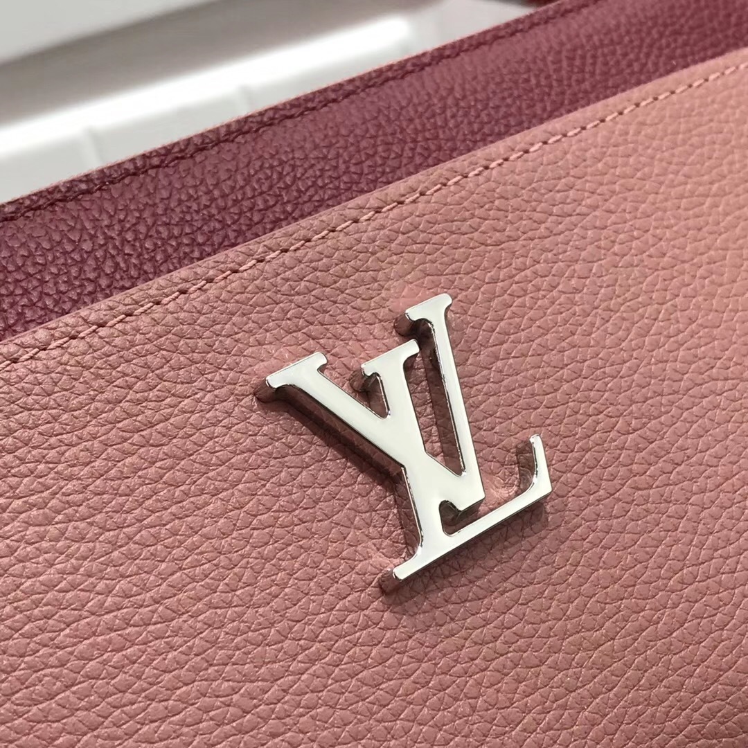 LV ZIPPY wallet M62949
