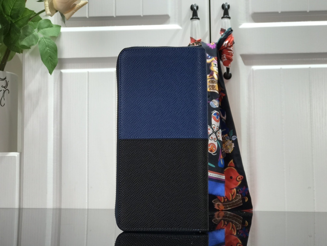 LV ZIPPY wallet M63095