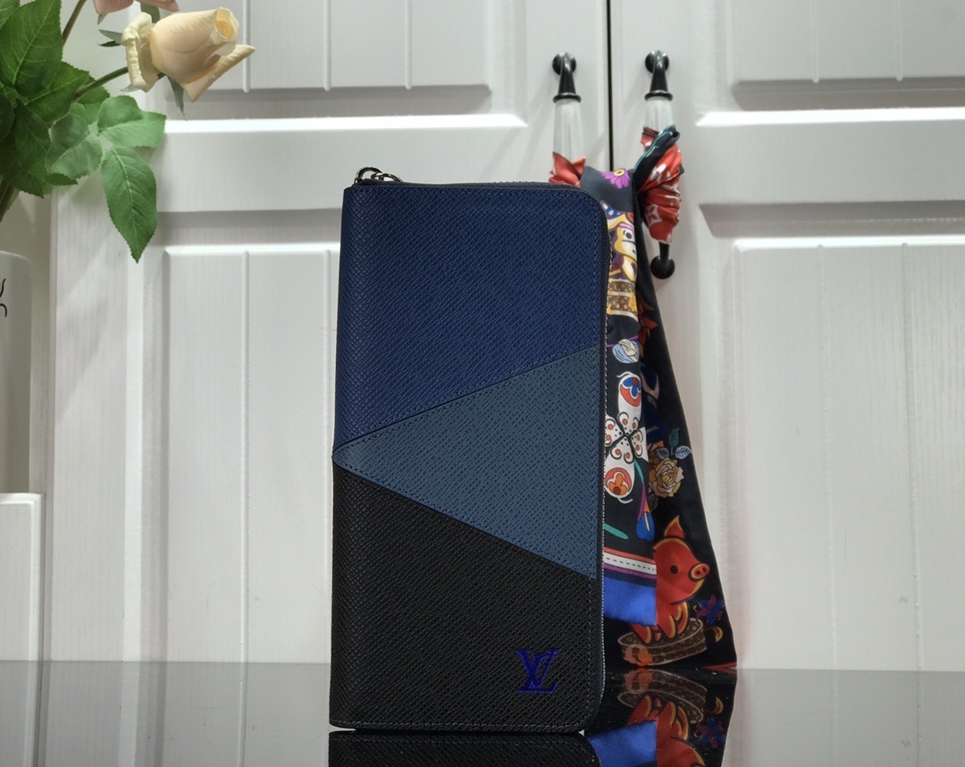 LV ZIPPY wallet M63095