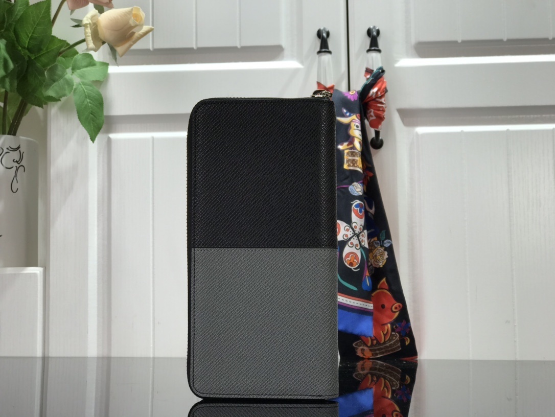 LV ZIPPY wallet M63095