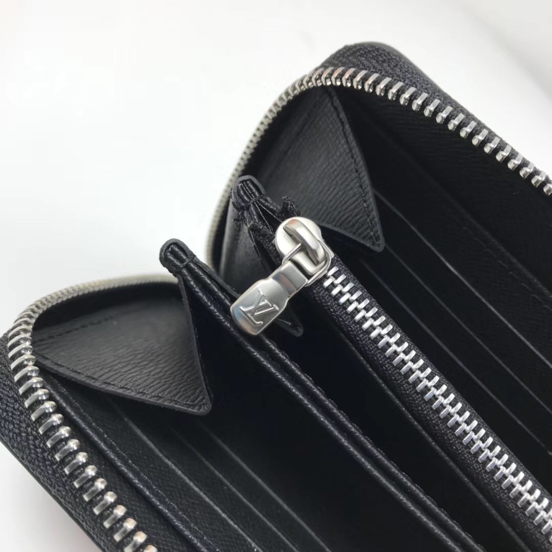 LV ZIPPY wallet M63377