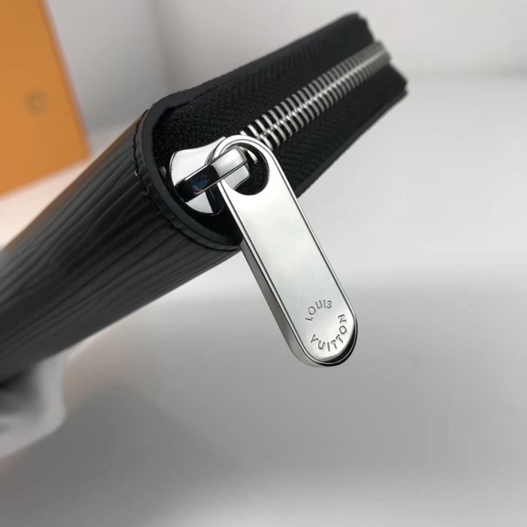 LV ZIPPY wallet M63377