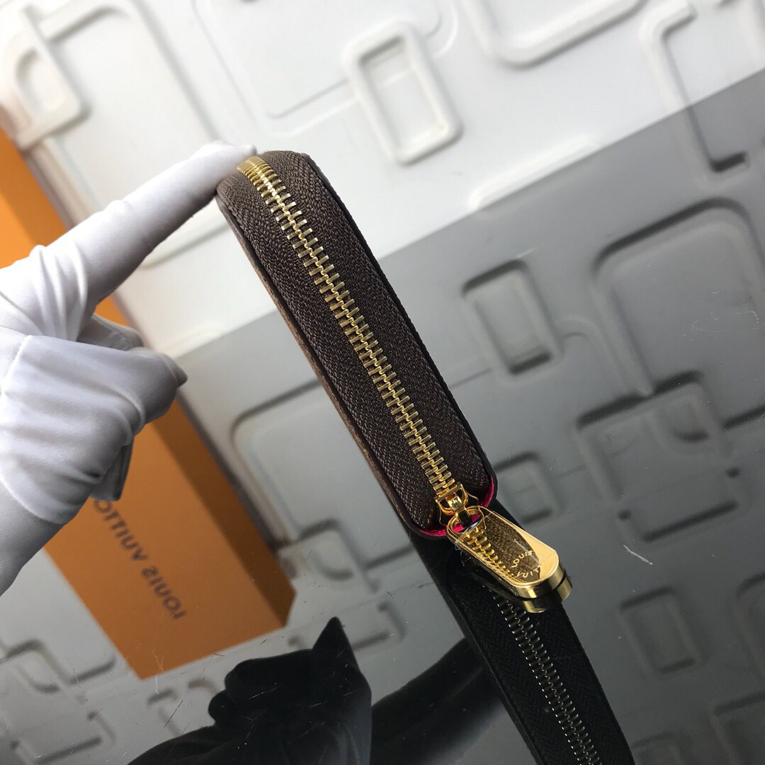 LV ZIPPY wallet M63379