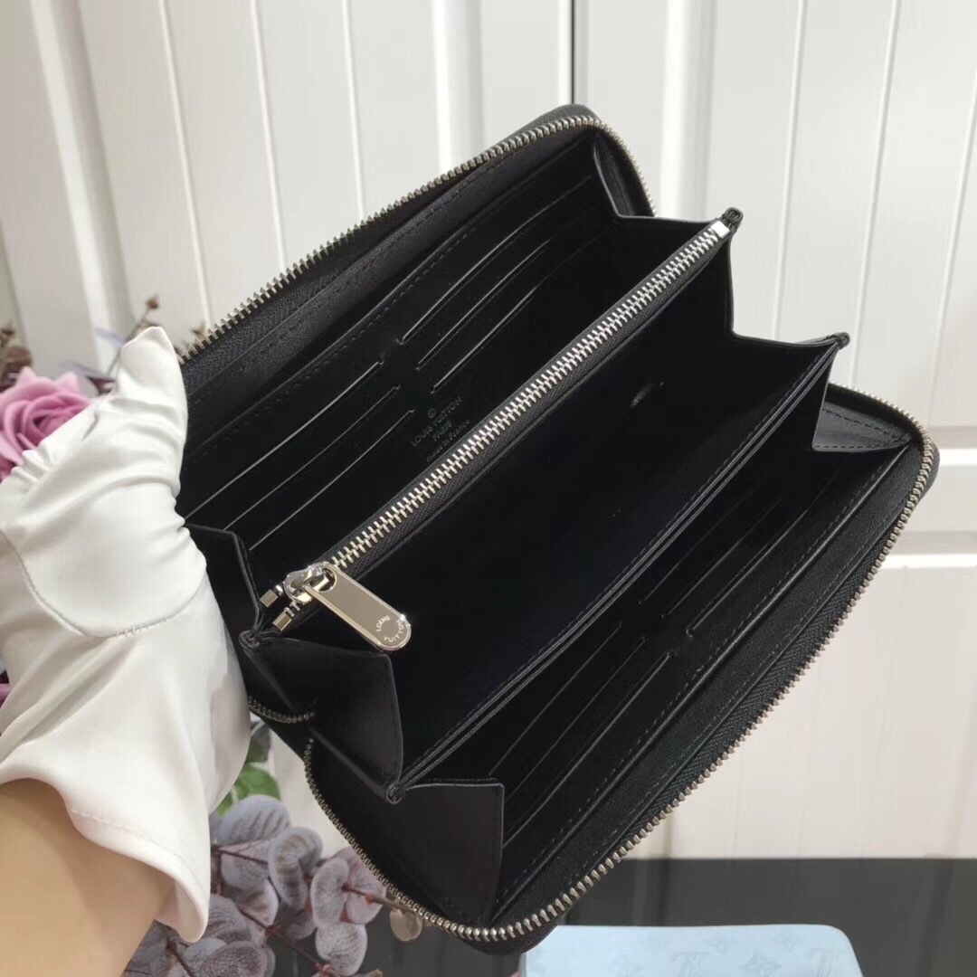 LV ZIPPY wallet M69215