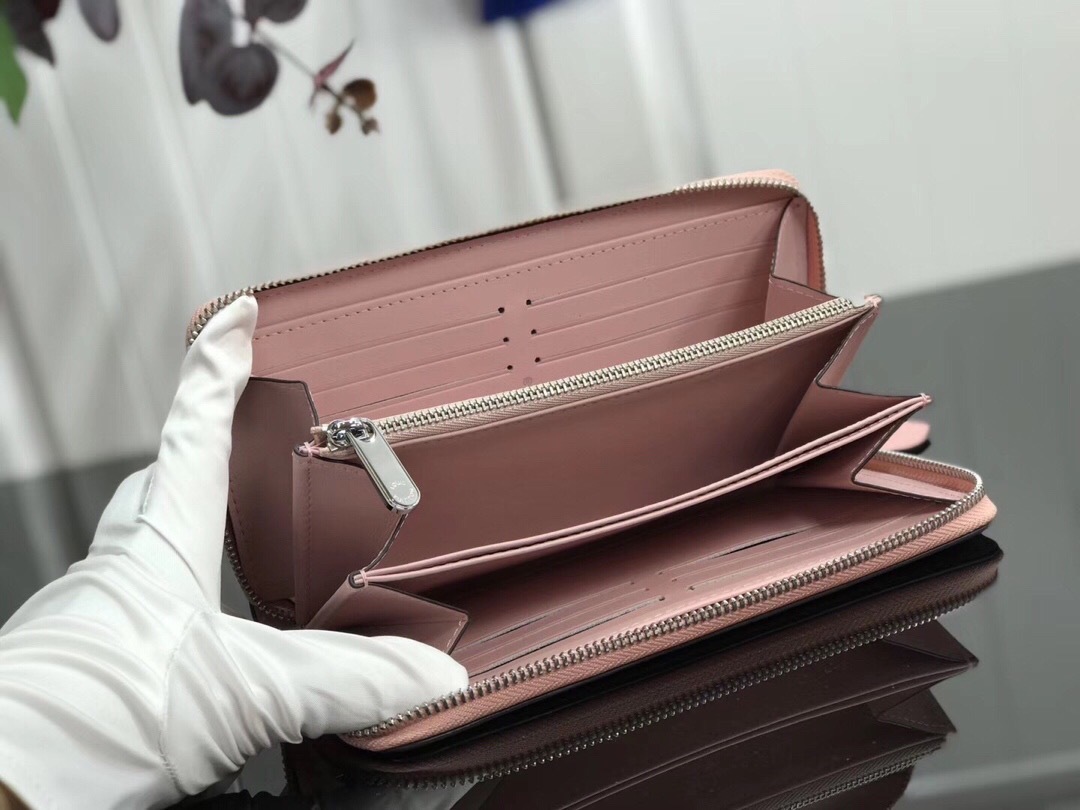 LV ZIPPY wallet M69215