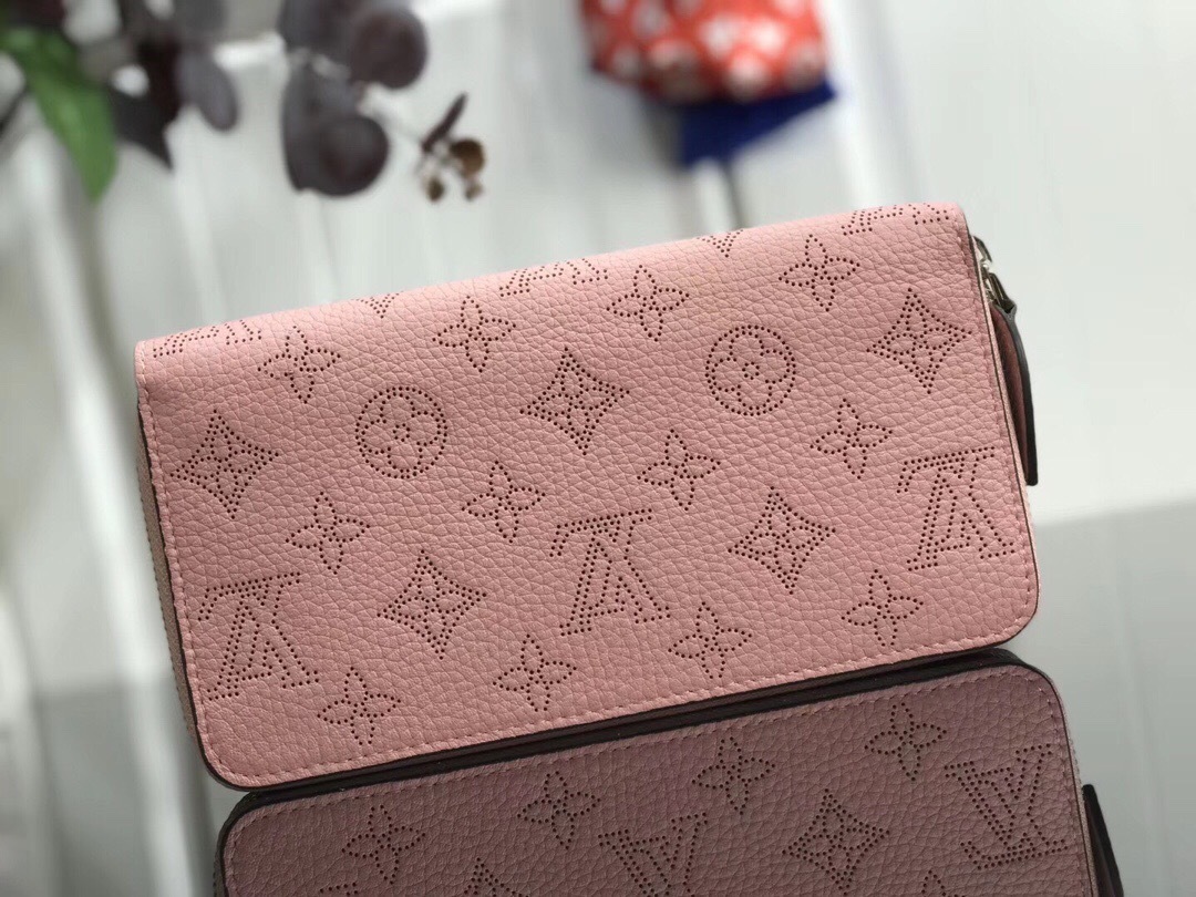 LV ZIPPY wallet M69215