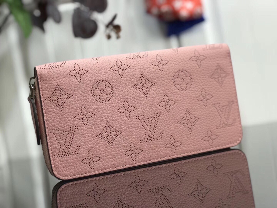 LV ZIPPY wallet M69215