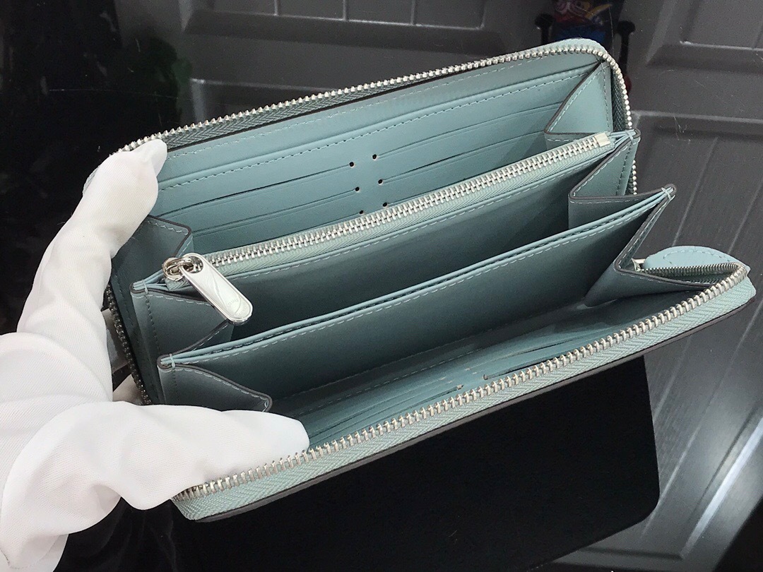 LV ZIPPY wallet M69215