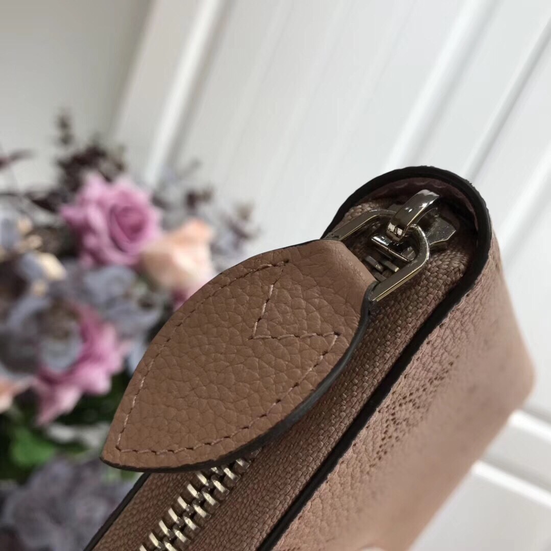 LV ZIPPY wallet M69215