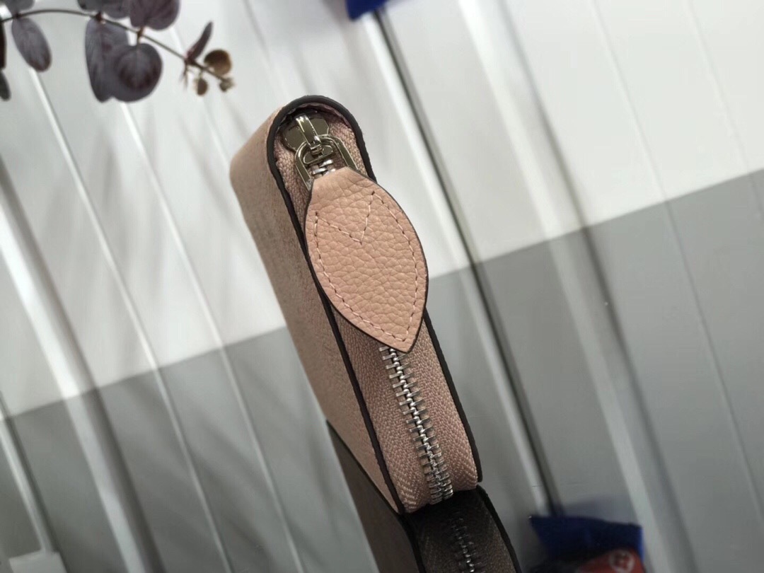 LV ZIPPY wallet M69215