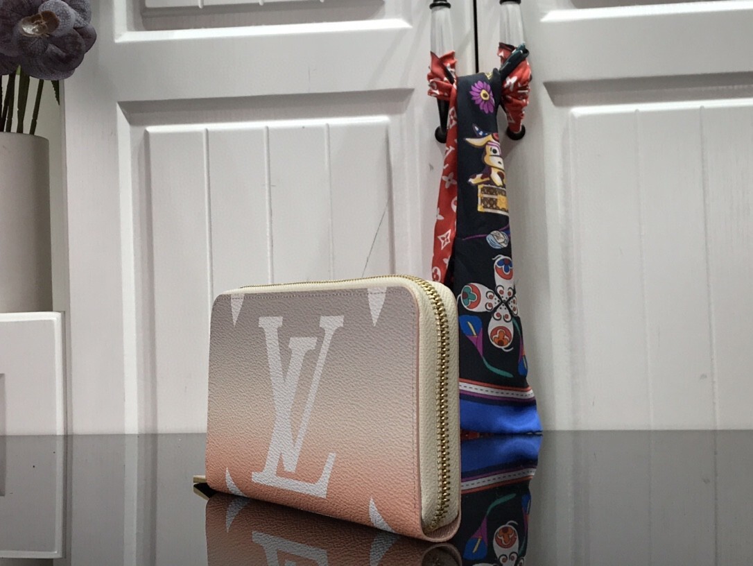 LV ZIPPY wallet M80361