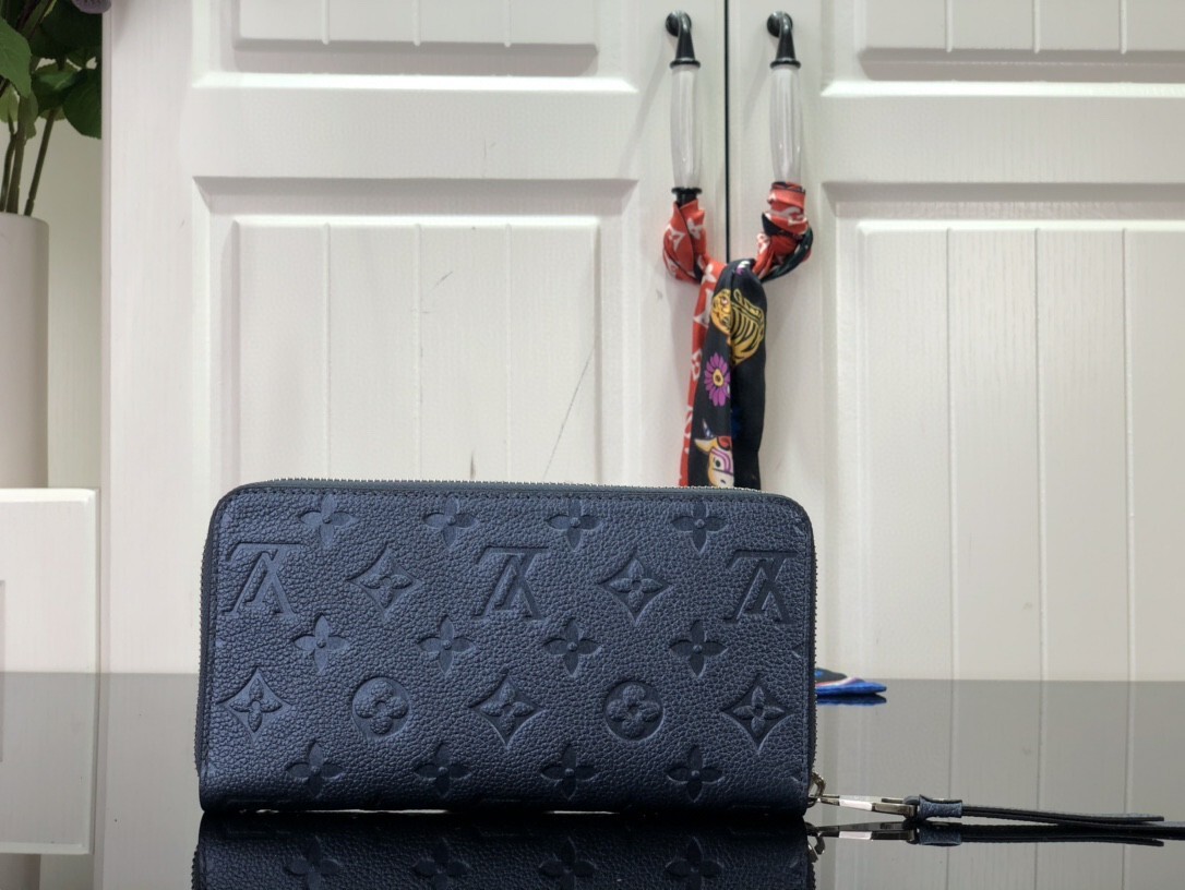 LV ZIPPY wallet M80958 