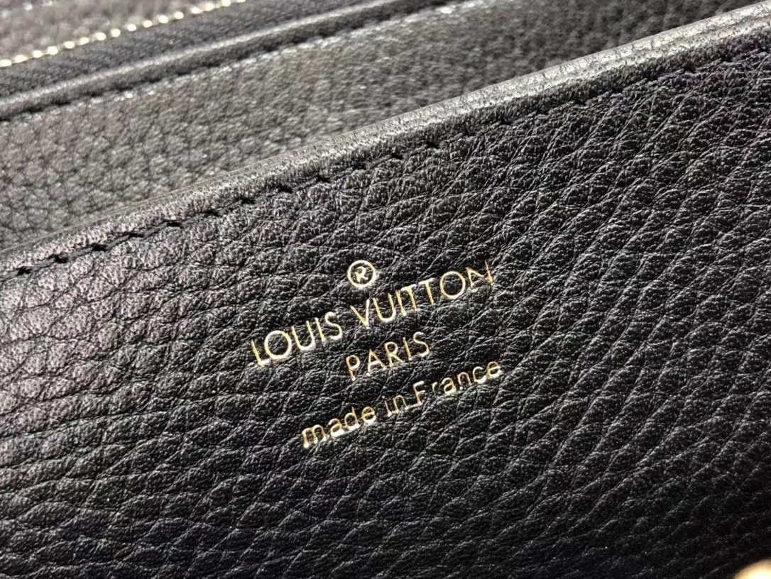 LV ZIPPY wallet M81141 