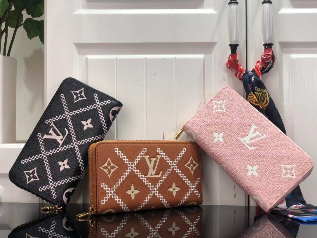 LV ZIPPY wallet M81141 
