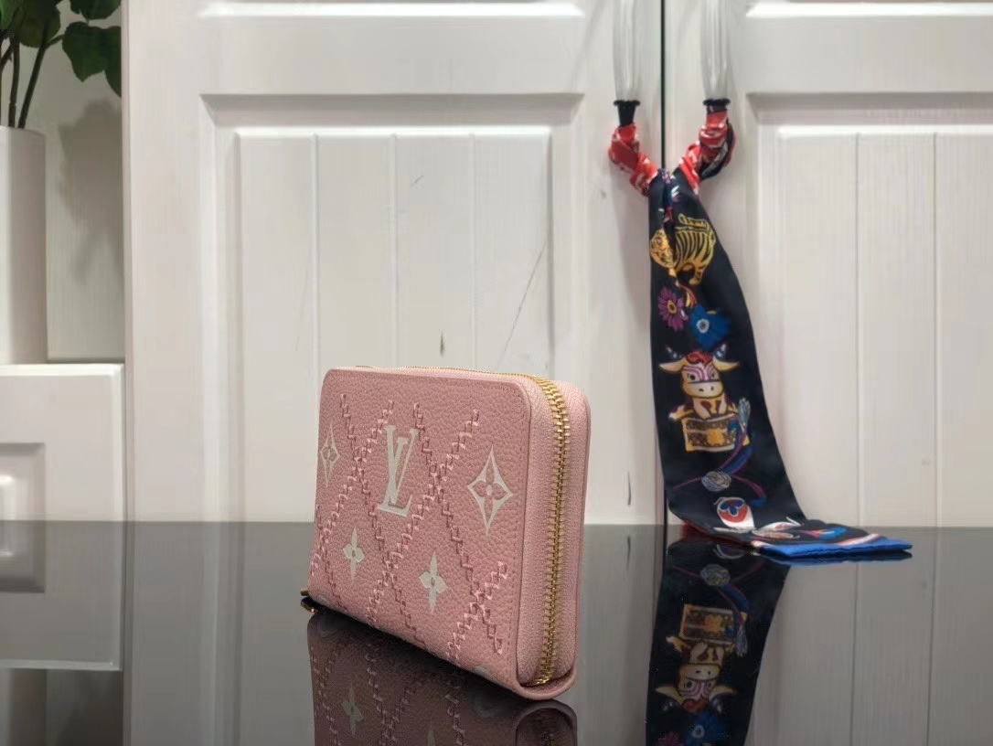 LV ZIPPY wallet M81141 