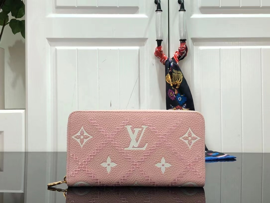 LV ZIPPY wallet M81141 