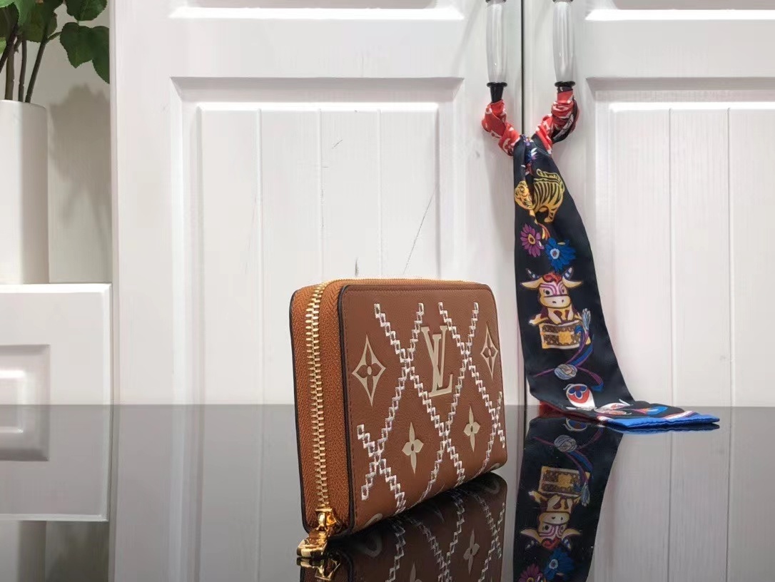 LV ZIPPY wallet M81141