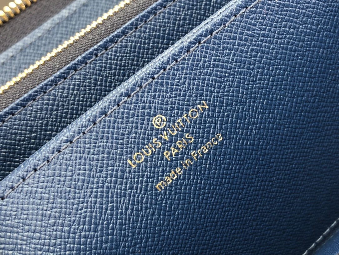 LV ZIPPY wallet M81182 