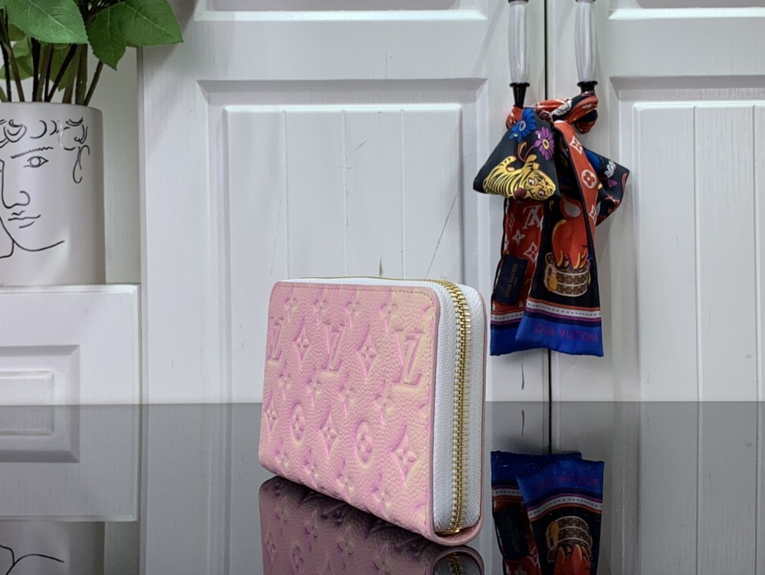 LV ZIPPY wallet M81299 