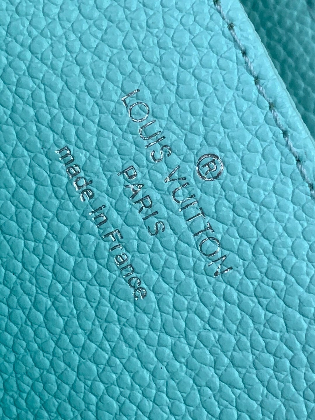 LV ZIPPY wallet M81299 