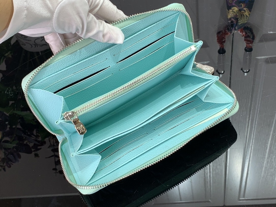 LV ZIPPY wallet M81299 