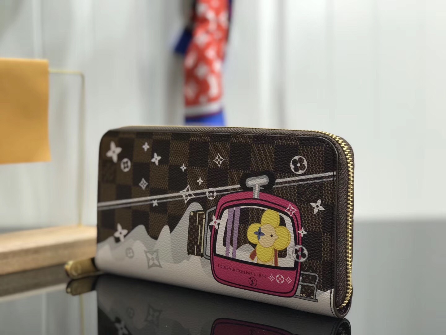 LV ZIPPY wallet N60015 