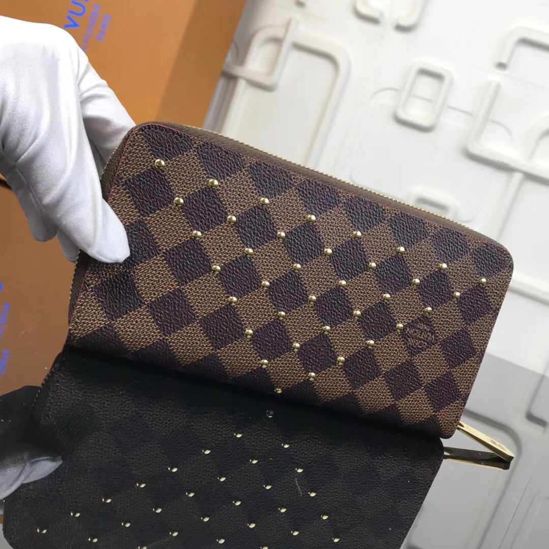 LV Zippy wallet N60122 