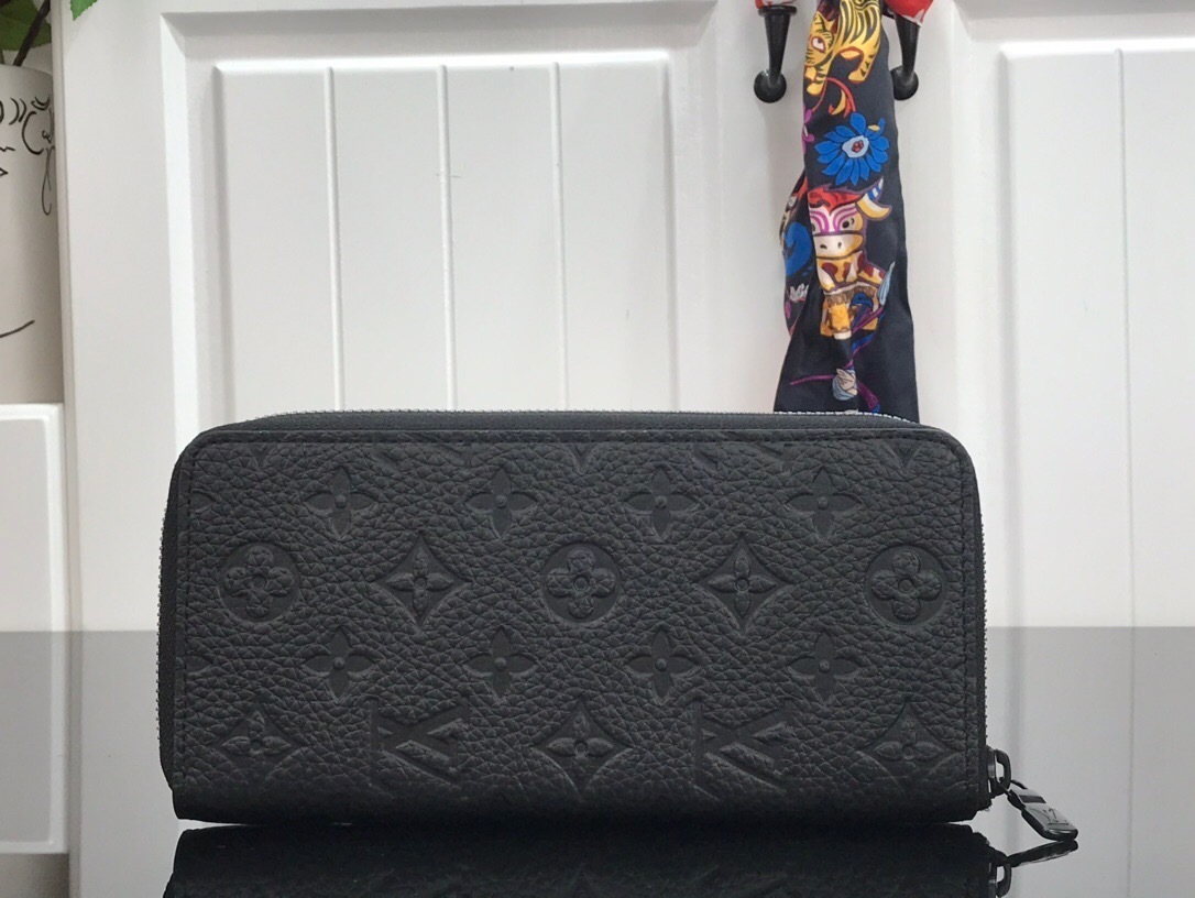 LV ZIPPY wallet VERTICAL M62902 