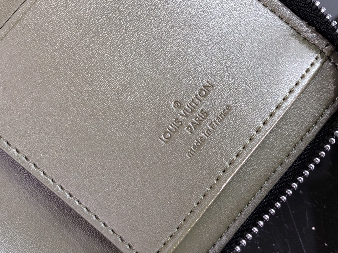 LV ZIPPY wallet VERTICAL M80505 