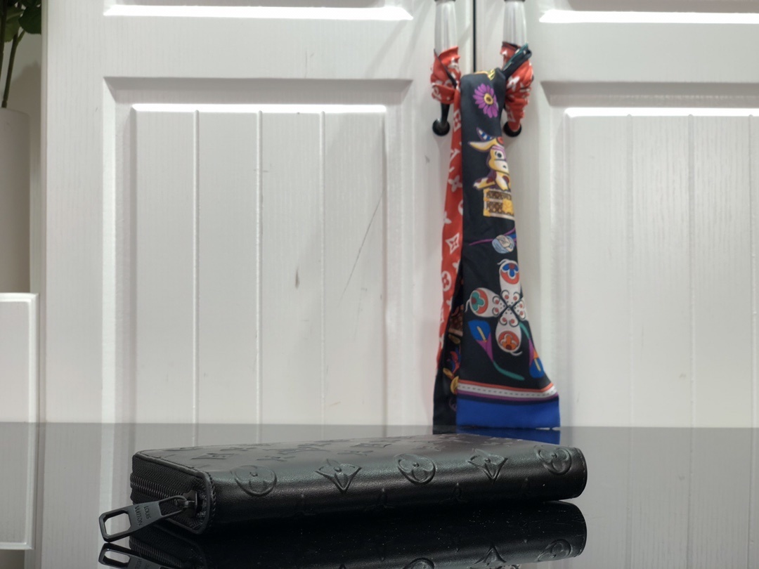 LV ZIPPY wallet VERTICAL M80505 