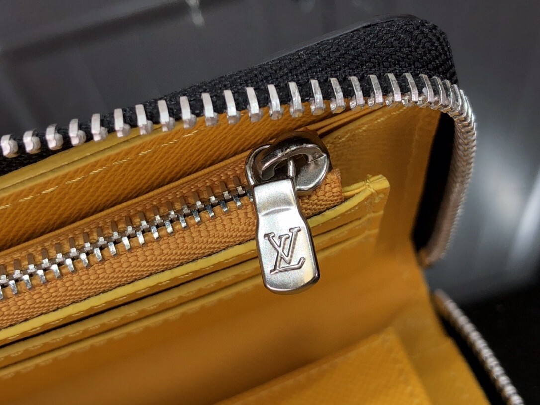 LV ZIPPY wallet VERTICAL N64606