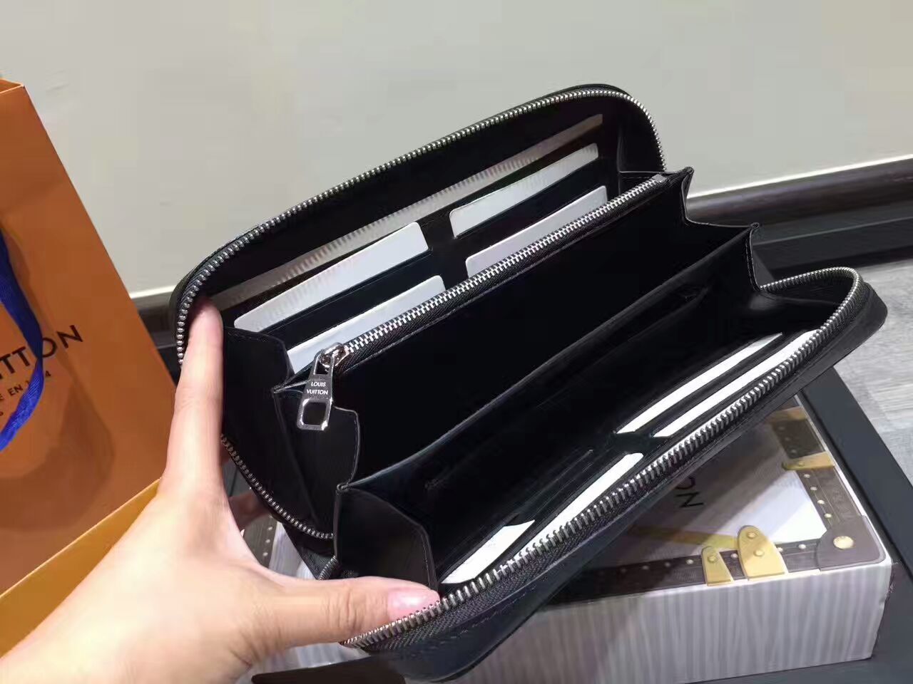 LV Zippy XL wallet 41503T