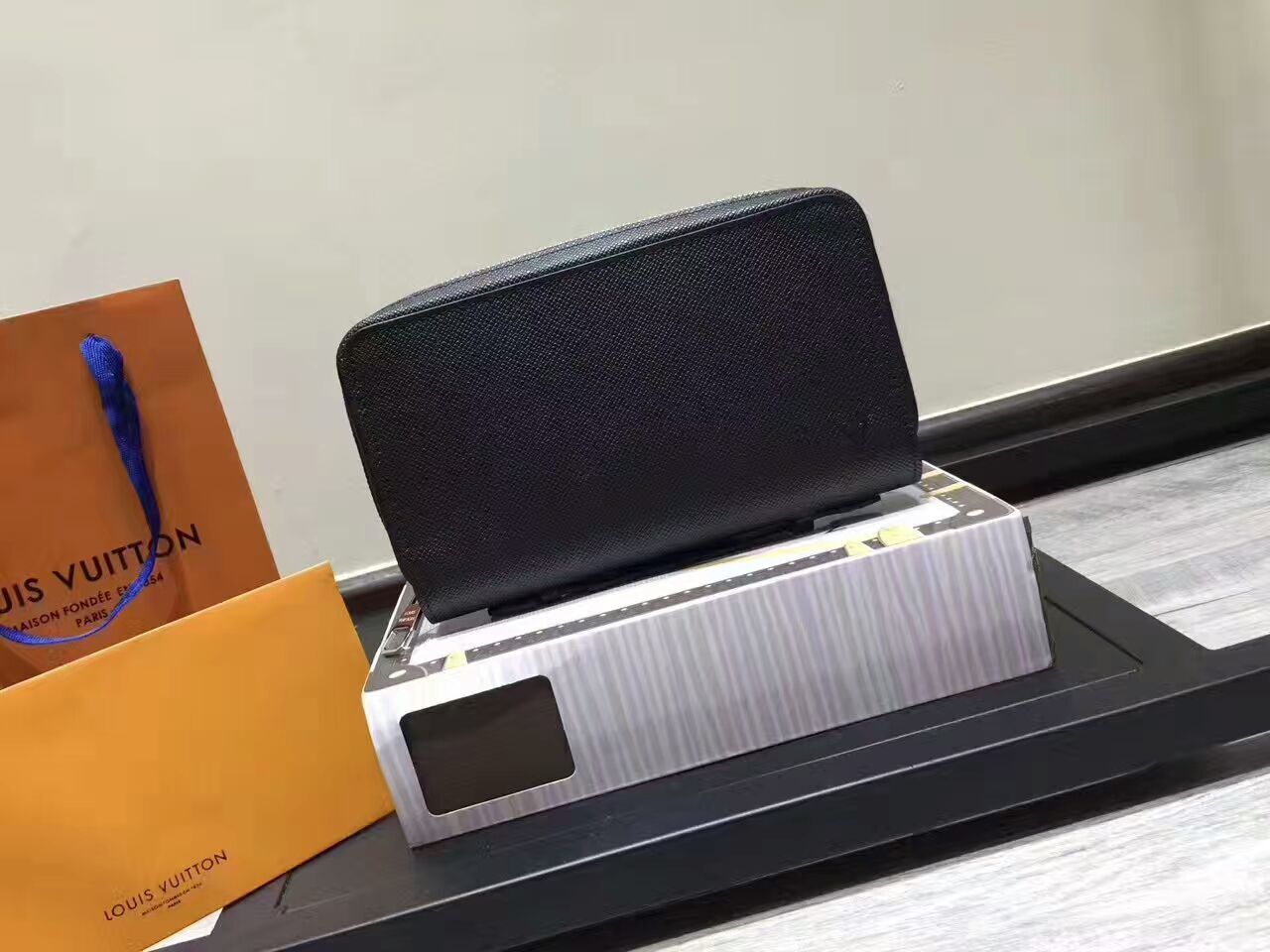 LV Zippy XL wallet 41503T
