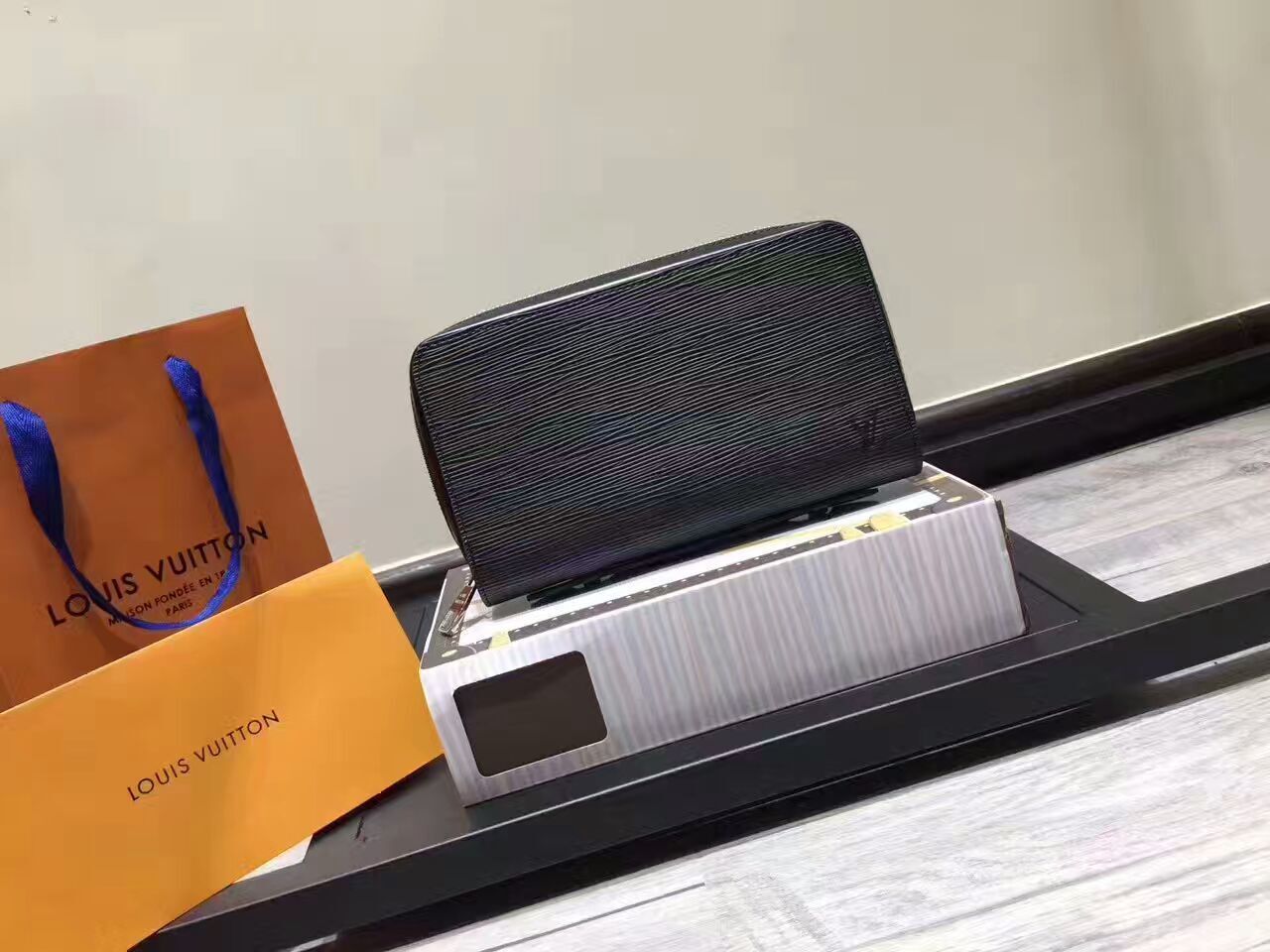 LV Zippy XL wallet 41503T