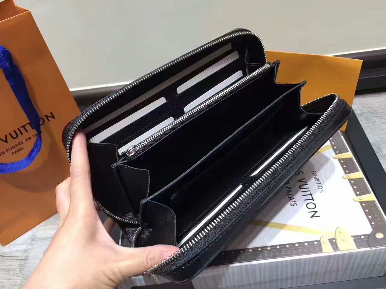 LV Zippy XL wallet 41503T