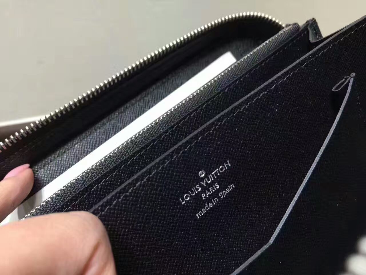 LV Zippy XL wallet 41503T