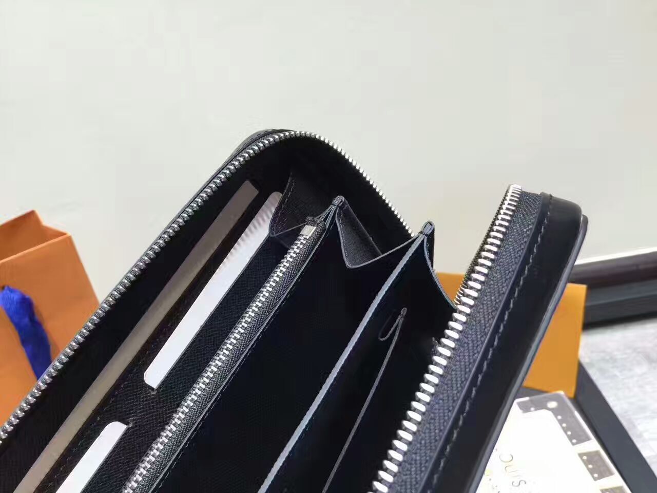 LV Zippy XL wallet 41503T