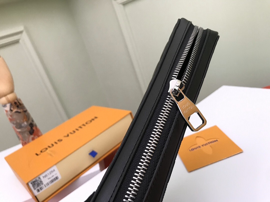 LV ZIPPY XL wallet M41503 