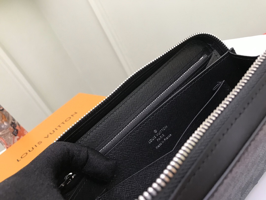 LV ZIPPY XL wallet N41503