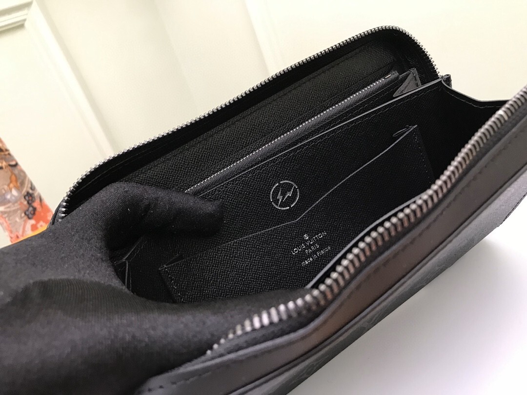 LV ZIPPY XL wallet N41503