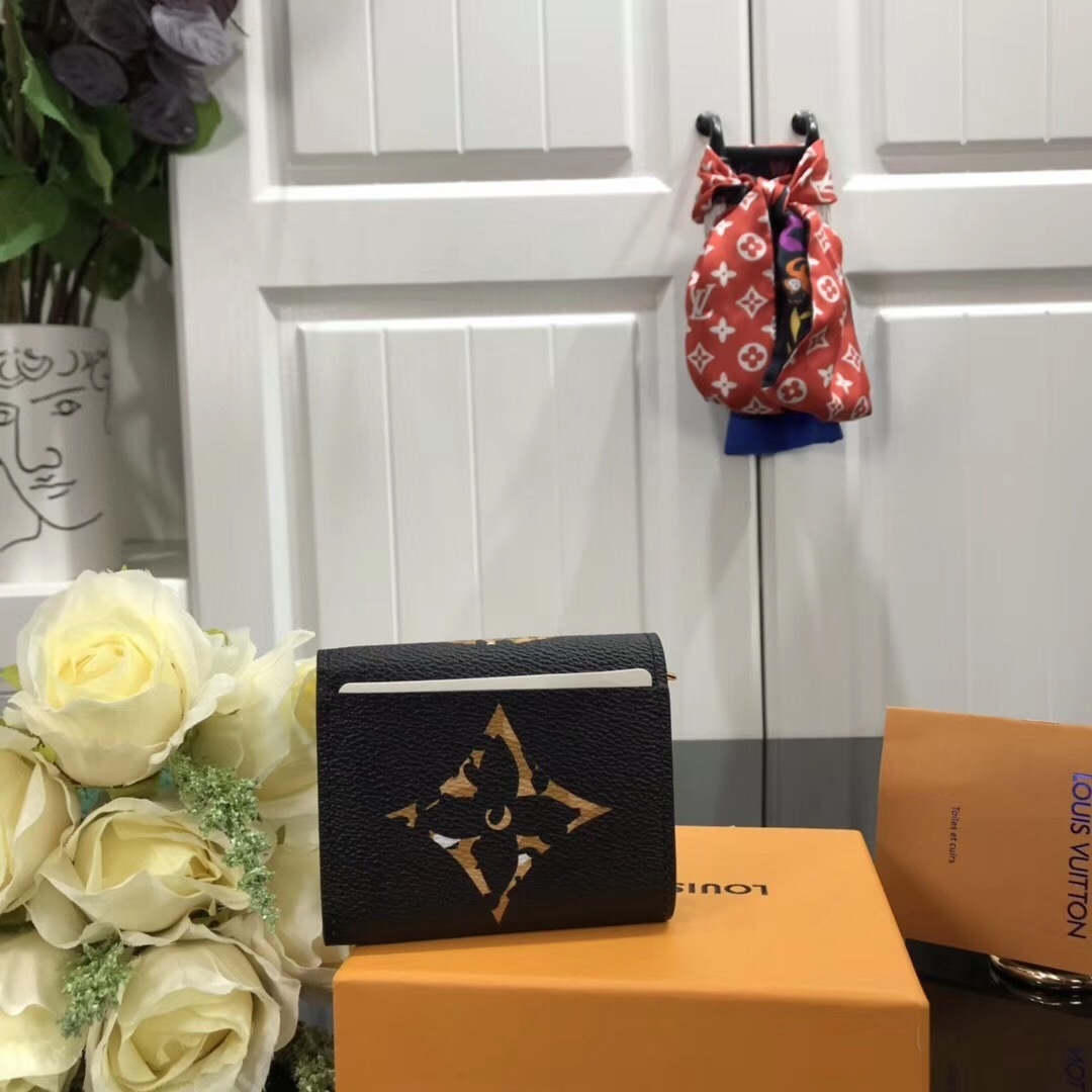 LV ZO?? wallet M67640